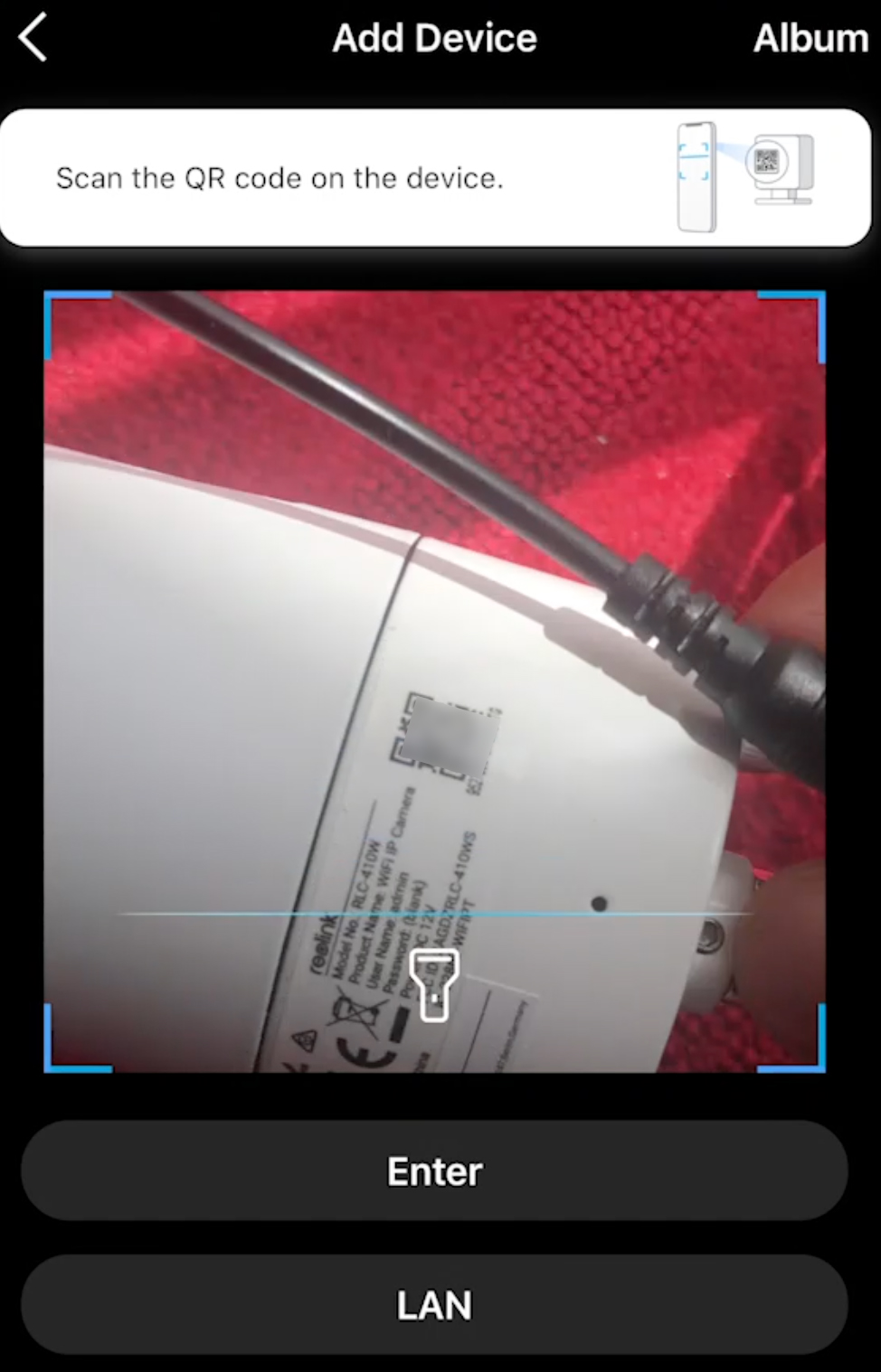 Scanning the barcode of the camera using the reolink app