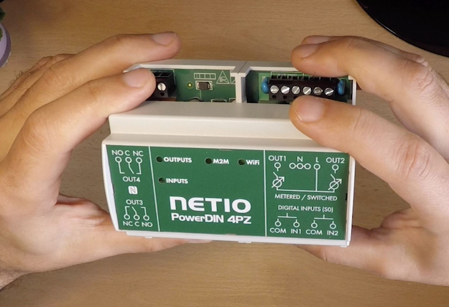 Netio PowerDIN 4PZ device 