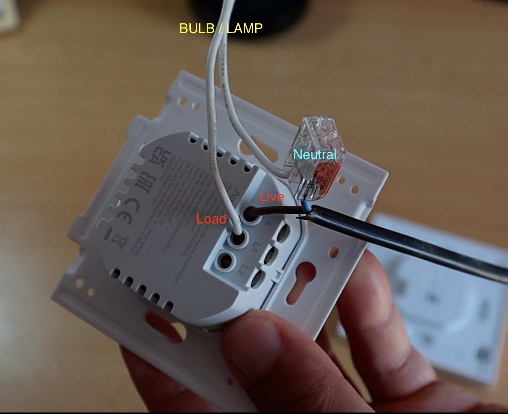 Double Rocker Smart Switch - No Neutral Wiring (only on of the Rockers are connected)