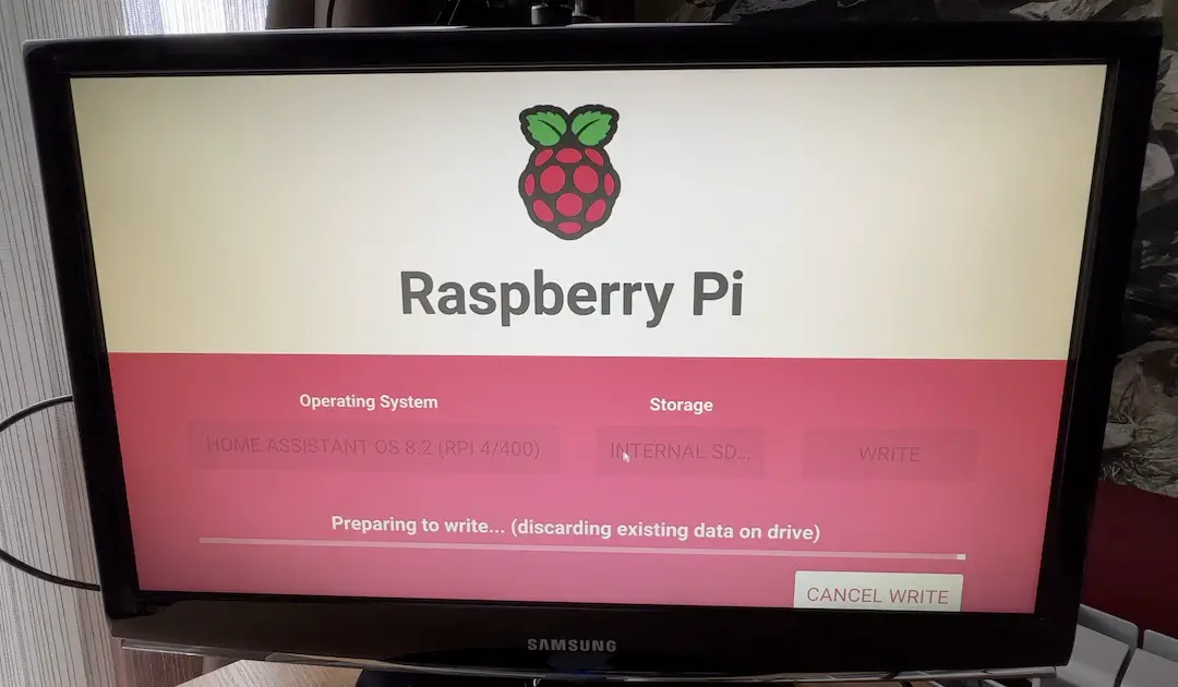 Writing the Home Assistant OS on the storage using the Raspberry Pi network installer