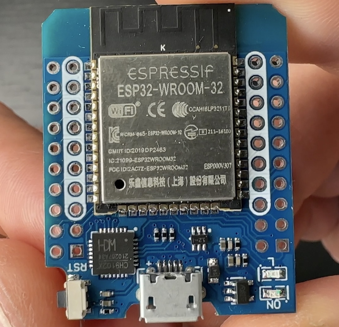 D1 Mini ESP32 close shot