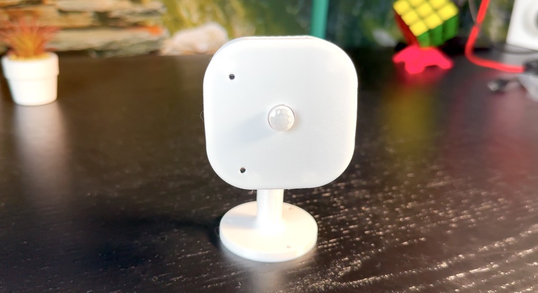 5-in-1 Human Presence Sensor - RoomSense IQ 14